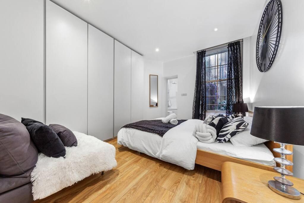 3 Bedroom Flat In Haymarket London Sleeps 14 Hy1 Ngoại thất bức ảnh